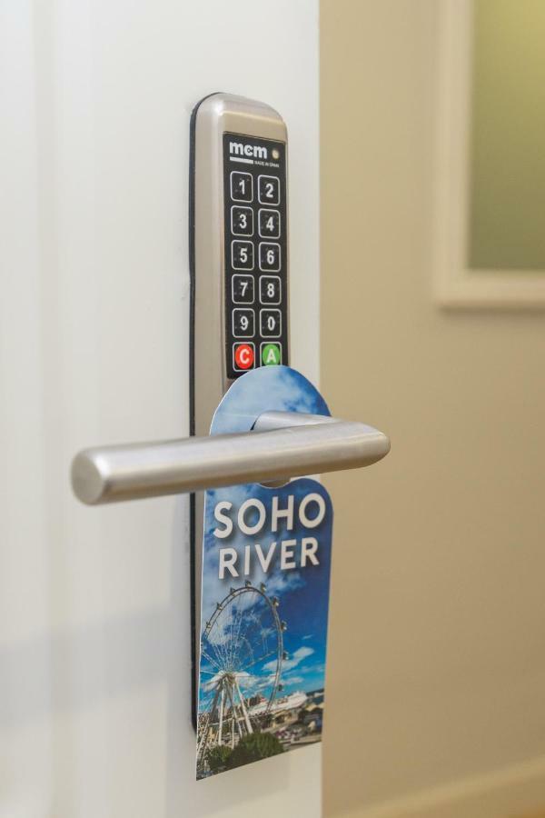 Soho River Málaga Extérieur photo